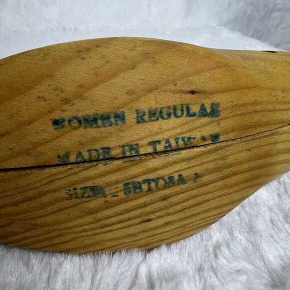 Vintage Wooden Shoe Stretcher Women Regular Made In Taiwan - Picture 7 of 8